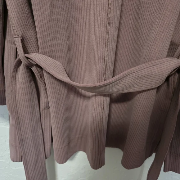 Lululemon Athletica Pink Robe Sweater Size   6 - Picture 6 of 14